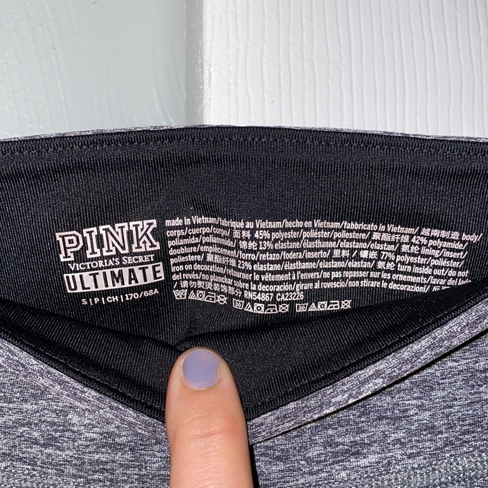 SOLD❤️ VS PINK Ultimate Yoga Legging - Picture 4 of 4